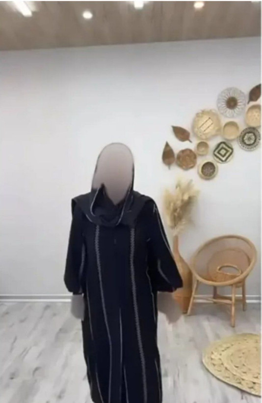 مانتو خاویار اعلا راه راه نقره ای سایز 46,48 بدون کمر جلو دکمه فشاری